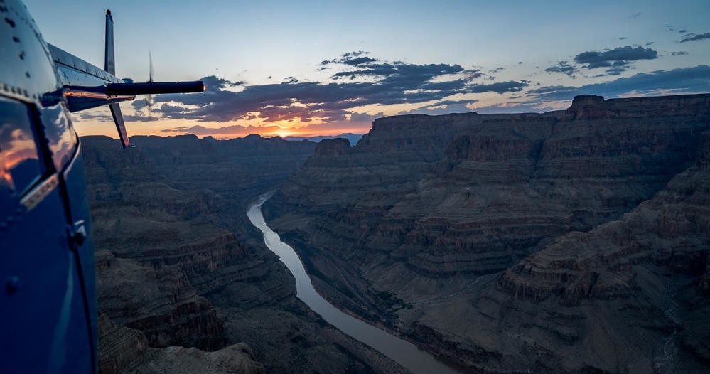 Private Helicopter Flight of The Grand Canyon West Rim