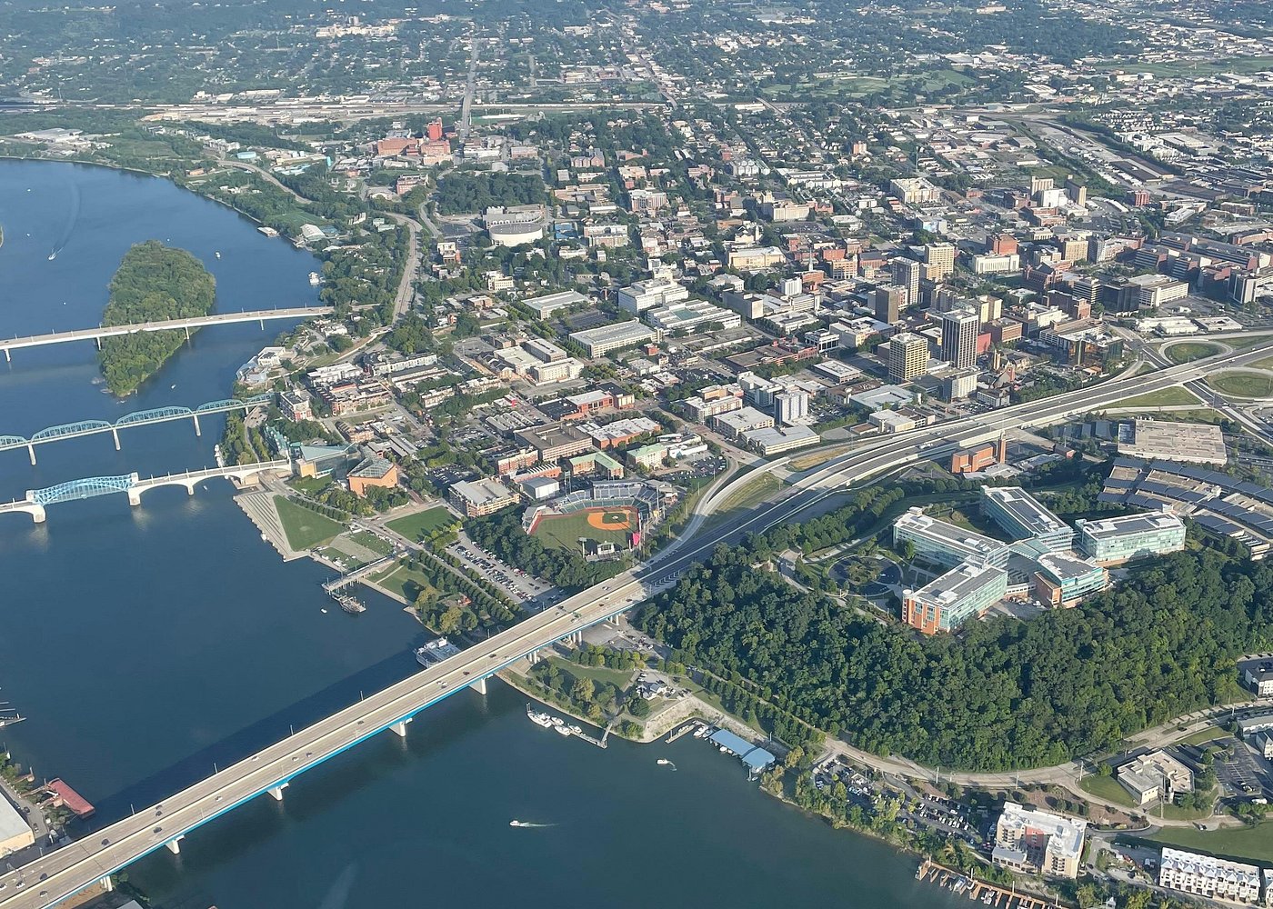 Private Helicopter Tour of Downtown Chattanooga