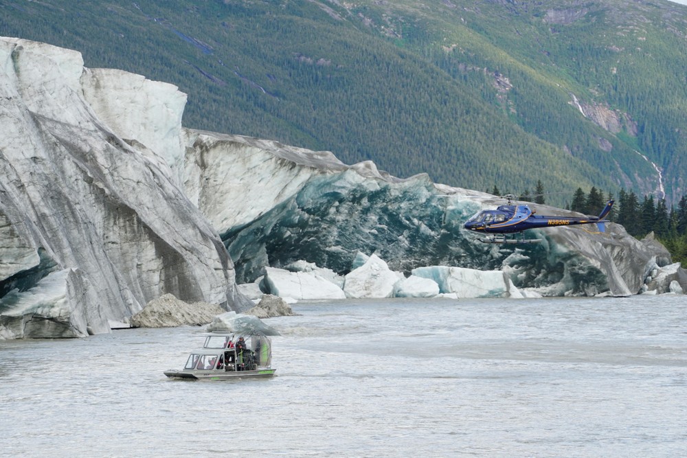 Taku Glacier Helicopter & Airboat Adventure