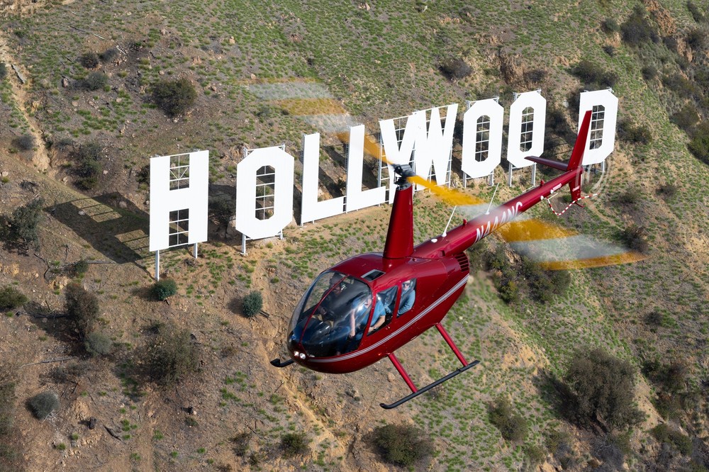 Movie Studio & Beach Helicopter Tour - Photo 2