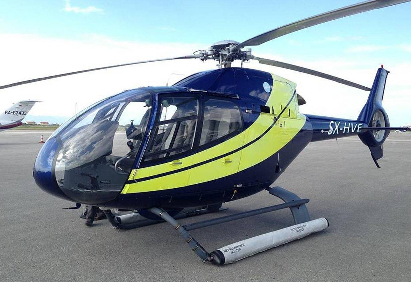 Private Helicopter Transfer from Santorini to Paros