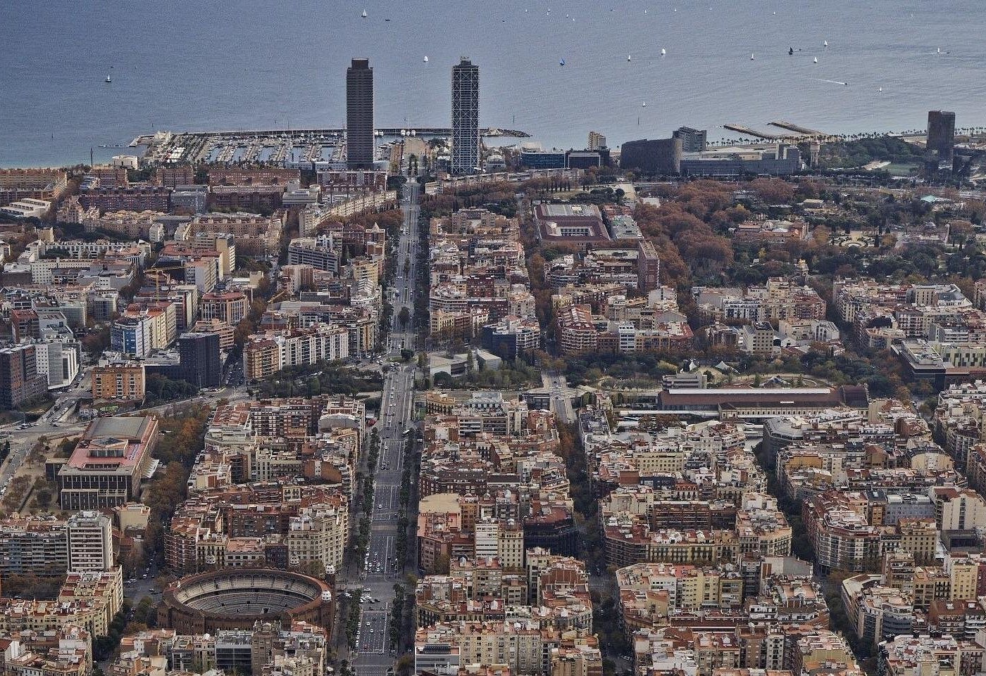 Barcelona Private Panoramic Helicopter Flight - Photo 2