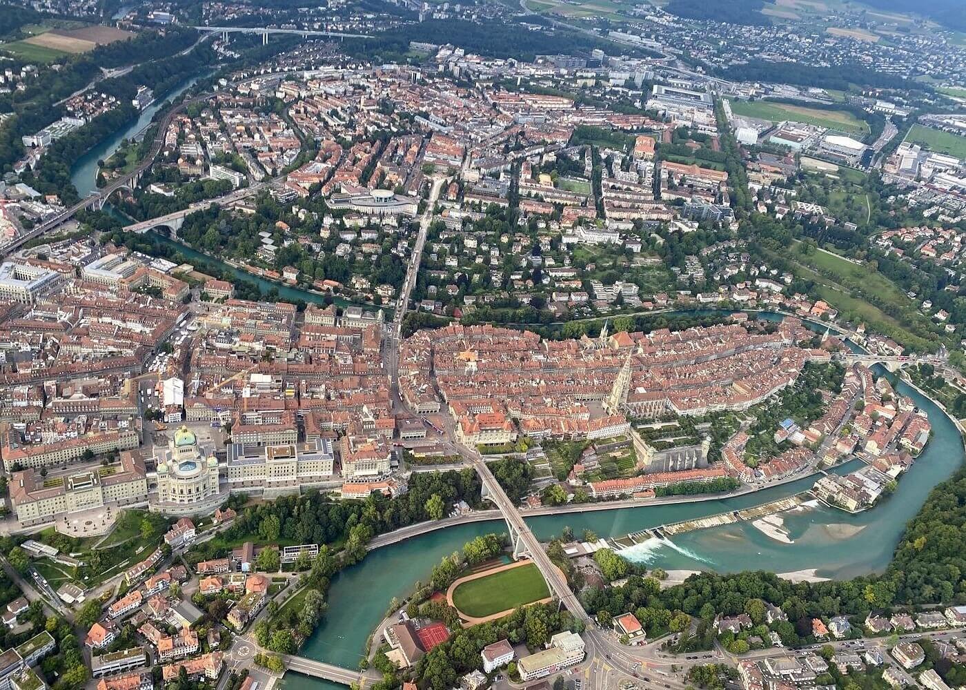 Swiss Capital city helicopter sightseeing tour - the ideal flight to see Berne